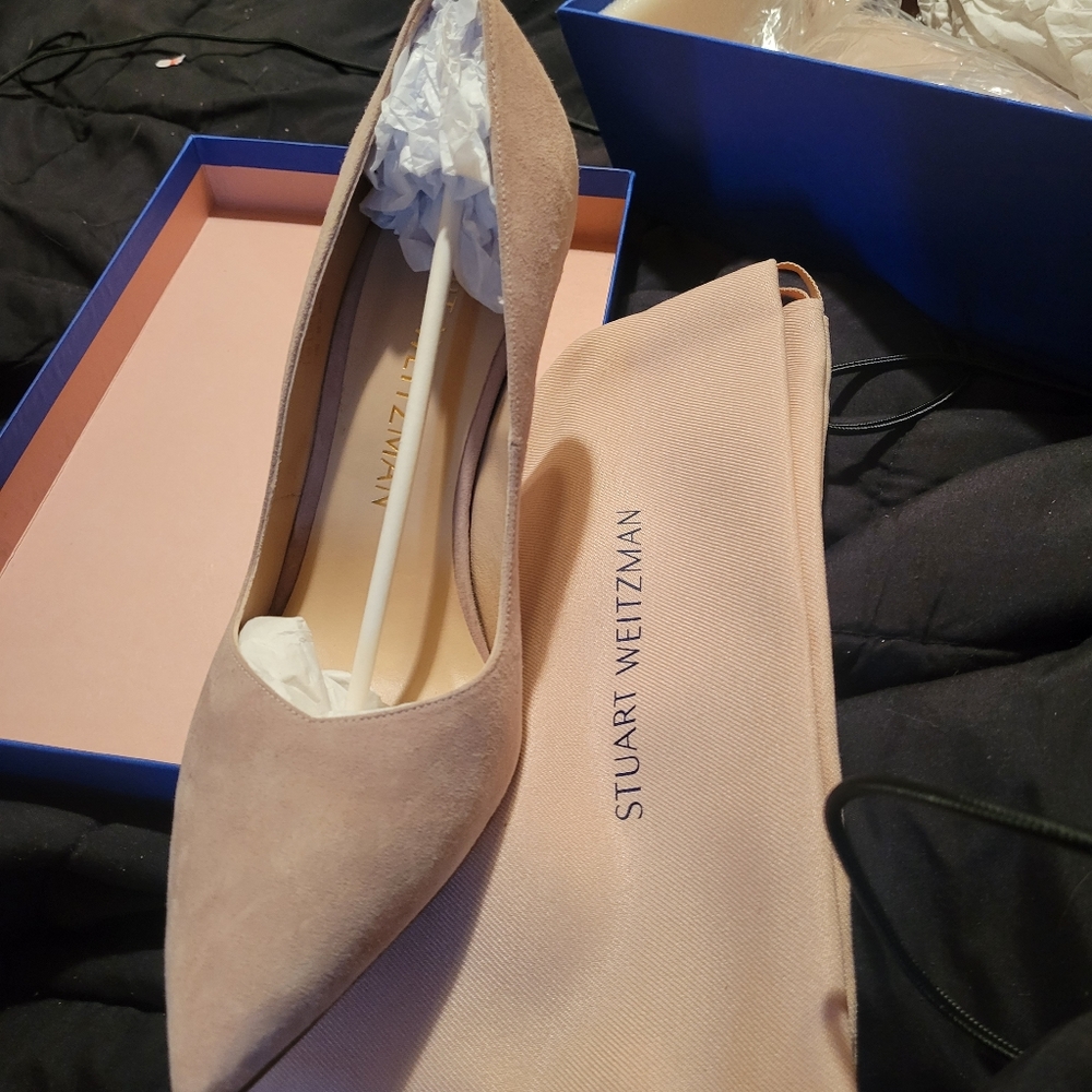 Stuart Weitzman beige hells size 10